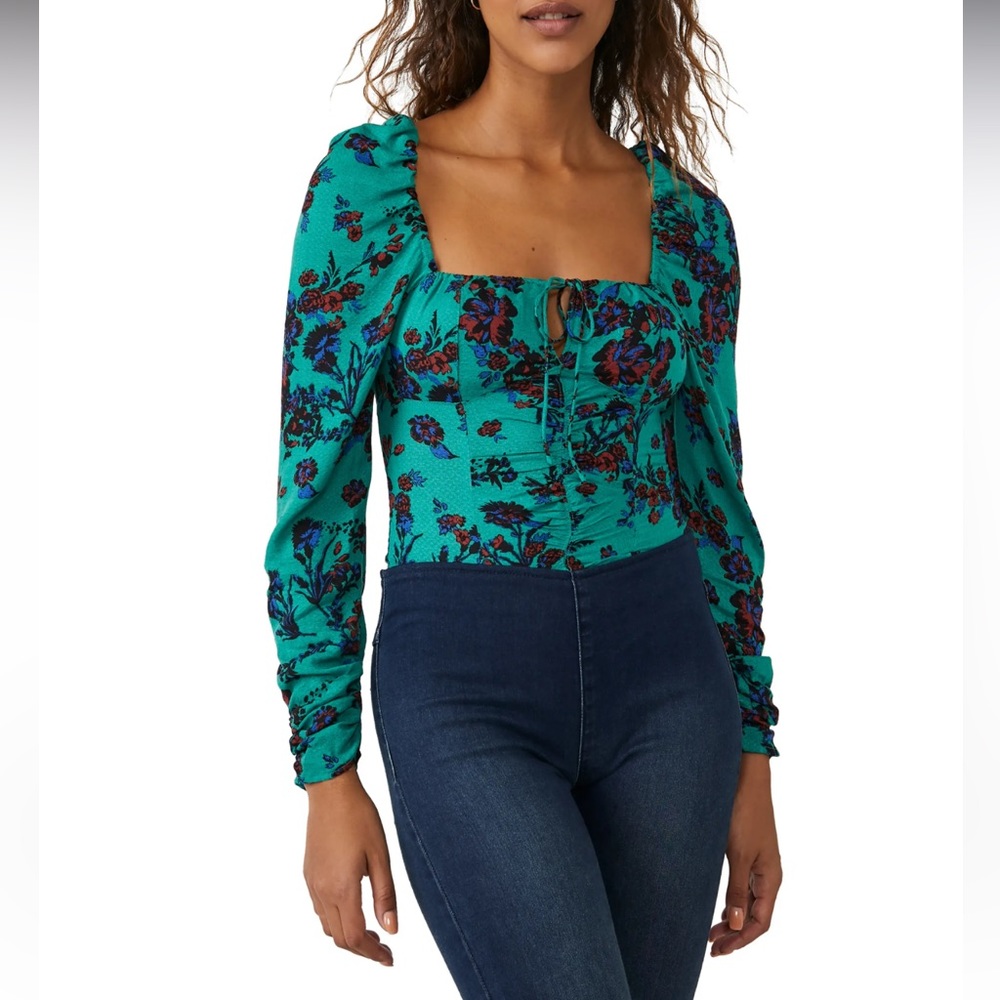 NWT FREE PEOPLE Hilary Printed Floral Puffed Sleeve Cutout Top Green Combo sz S